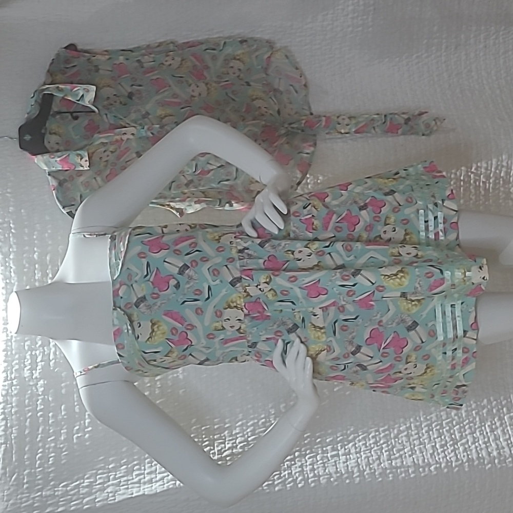 Matching Set - Picture 2 of 16
